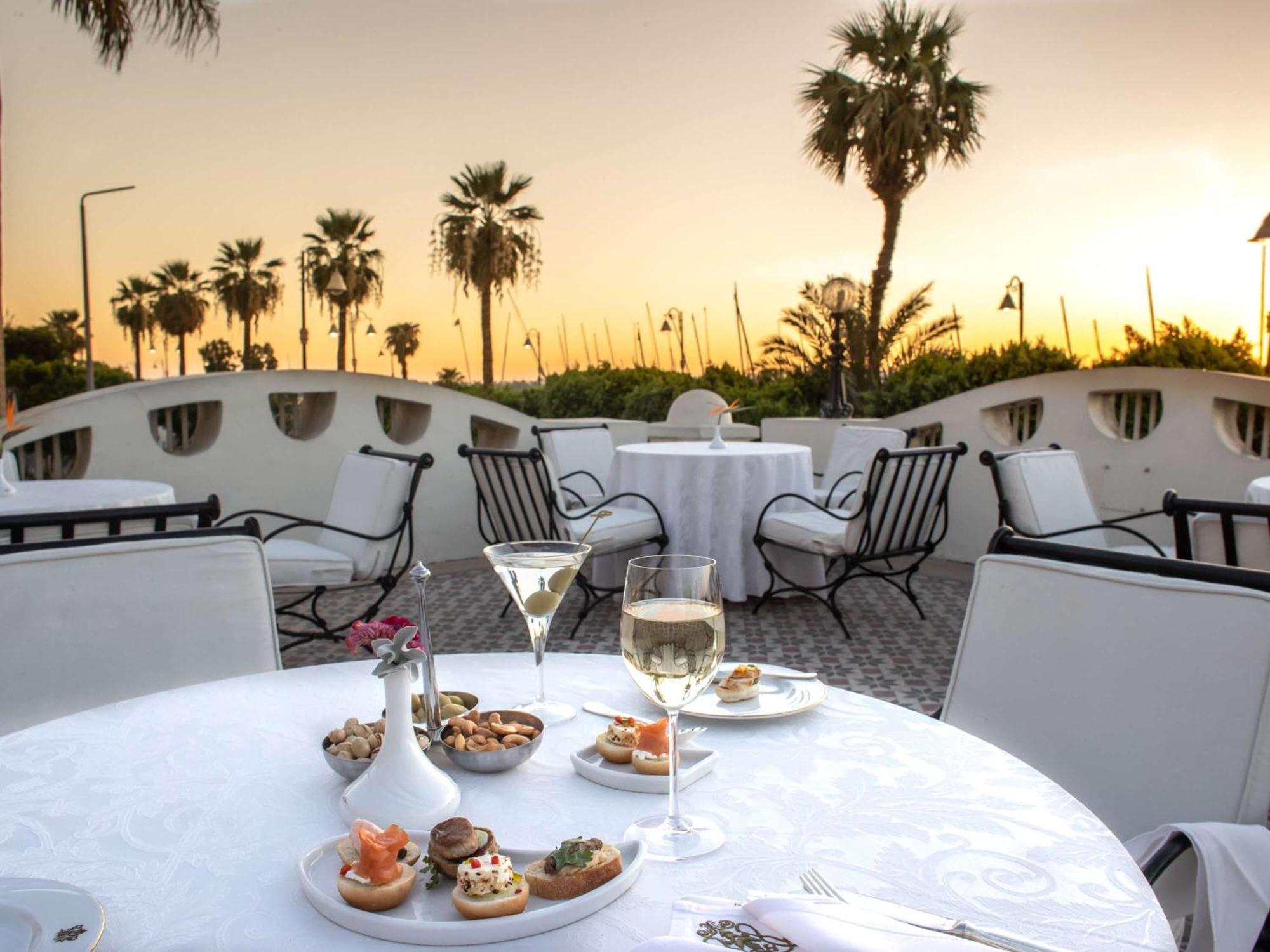 พาวิเลียน วินเทอร์ ลักซอร์ Hotel ภายนอก รูปภาพ Sunset at the Hotel