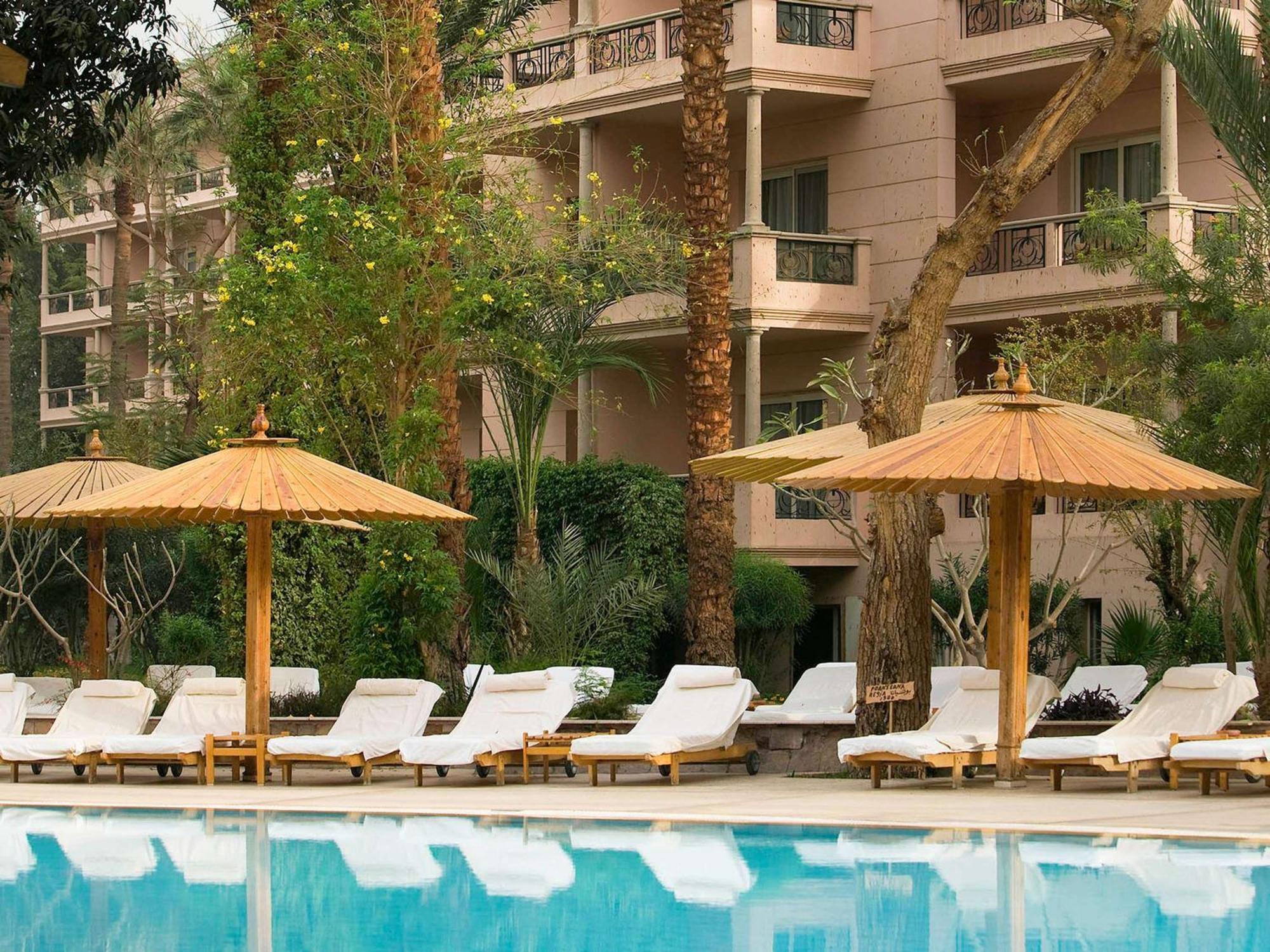 พาวิเลียน วินเทอร์ ลักซอร์ Hotel ภายนอก รูปภาพ The pool at the Four Seasons Hotel, Cairo